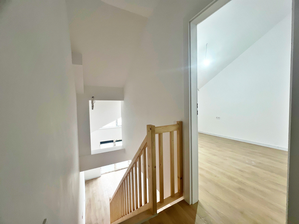Apart. cu 2 cam. pe două nivele, cu logie. Vilă design modern în Cristian-Sibiu 