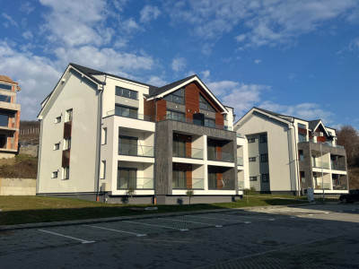 Apart. cu 2 cam. pe două nivele, cu logie. Vilă design modern în Cristian-Sibiu 