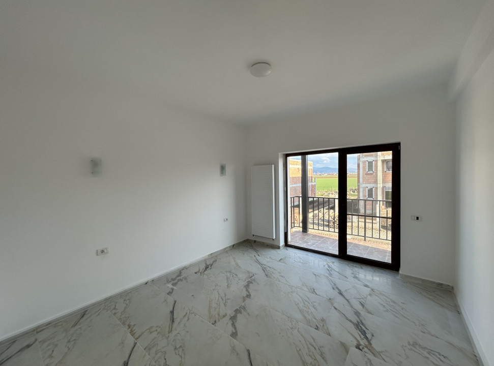 Casă la cheie cu 3 apartamente–priveliște panoramica,Sânpetru/Hărman