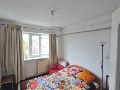 Apartament 3 camere spațios – Calea București, zona Teatrul Colibri 