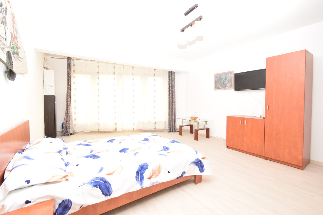Garsoniere de inchiriat  1 Mai - Catargiu- 150 euro si 200 euro/luna