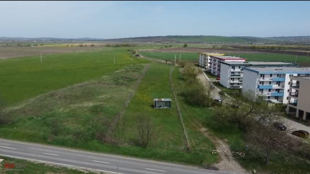 Teren Intravilan De Vanzare pe Calea Surii Mici