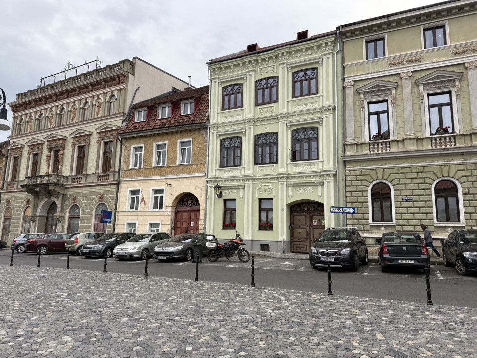 Apartament unic în inima Brașovului Vechi