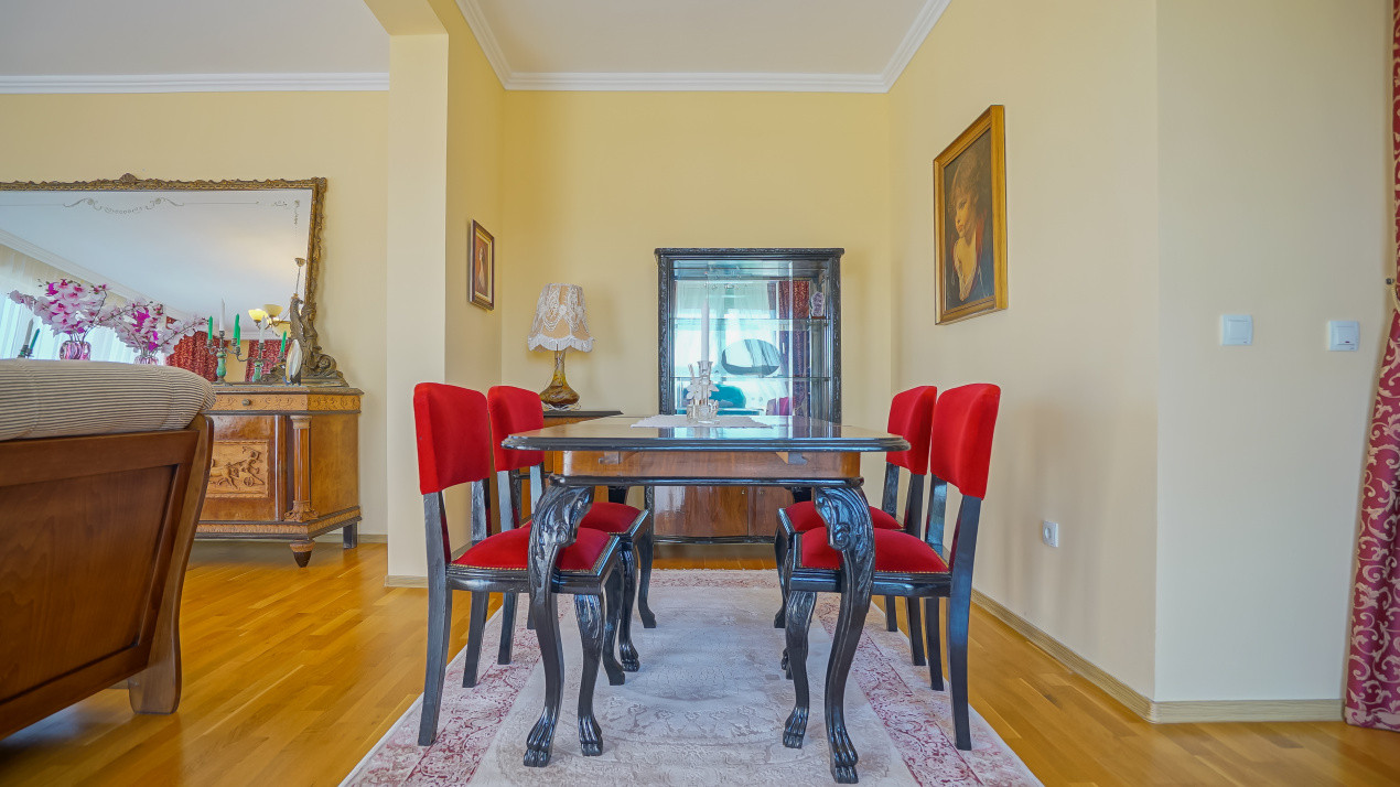 Penthouse cu terasa de vis, stil contemporan+terasa 40 mp