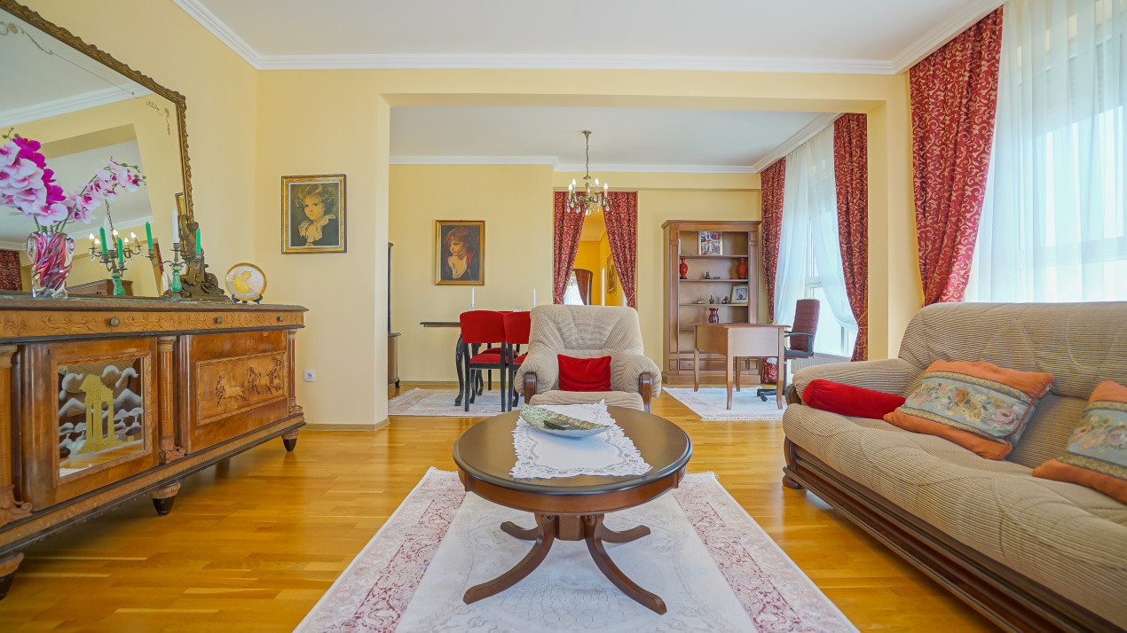 Penthouse cu terasa de vis, stil contemporan+terasa 40 mp