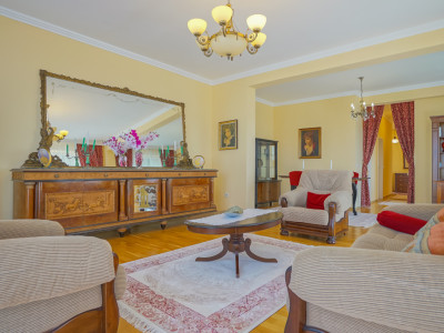 Penthouse cu terasa de vis, stil contemporan+terasa 40 mp