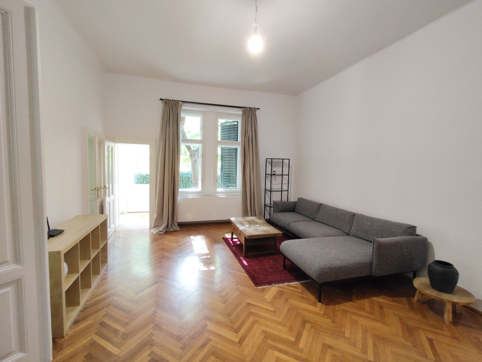 Apartament  modern de inchiriat la casa