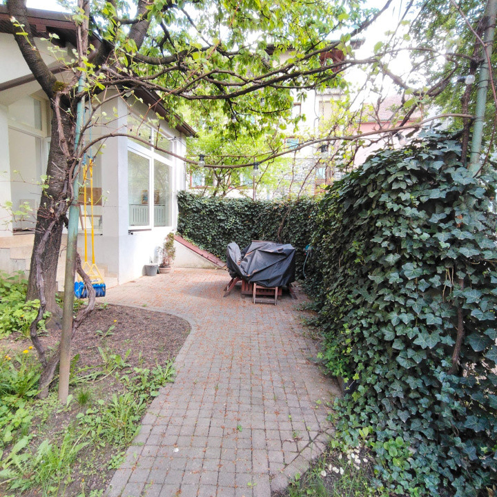 Apartament  modern de inchiriat la casa