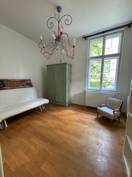 Apartament  modern de inchiriat la casa