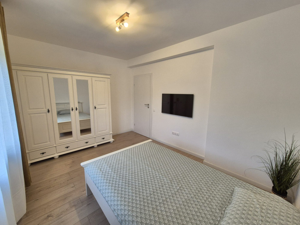 Închiriere Penthouse Exclusivist – 5 Camere, Terasă Spațioasă, Mobilat Lux, Gata