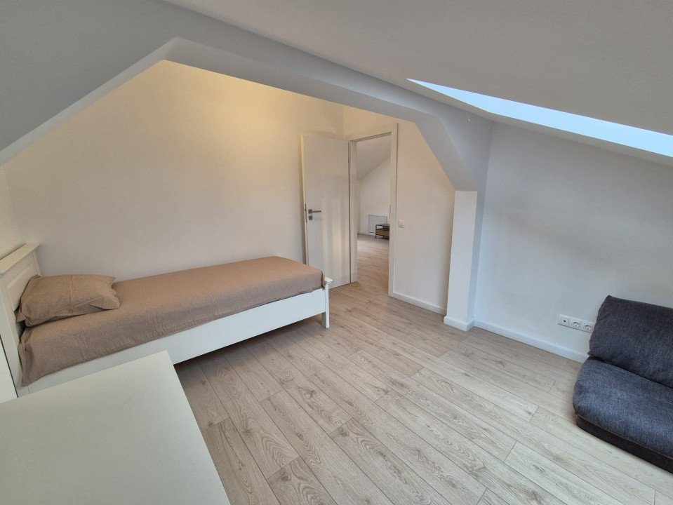 Închiriere Penthouse Exclusivist – 5 Camere, Terasă Spațioasă, Mobilat Lux, Gata
