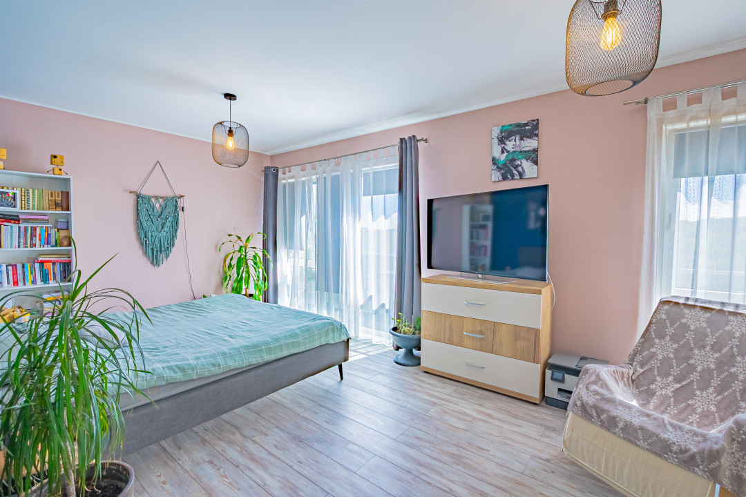 Casă tip duplex de vânzare în Turnișor, Sibiu – priveliște superbă și liniște!