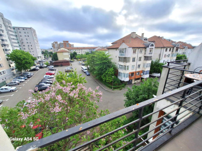 Apartament 3 camere, Promenada Mall