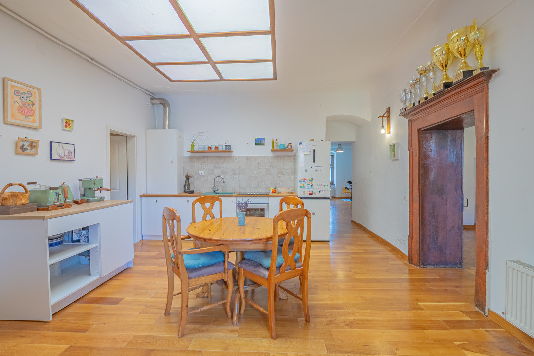 Apartament de Poveste în Inima Sibiului – Str. Mitropoliei 