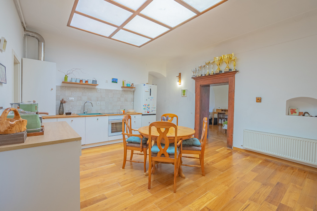 Apartament de Poveste în Inima Sibiului – Str. Mitropoliei 