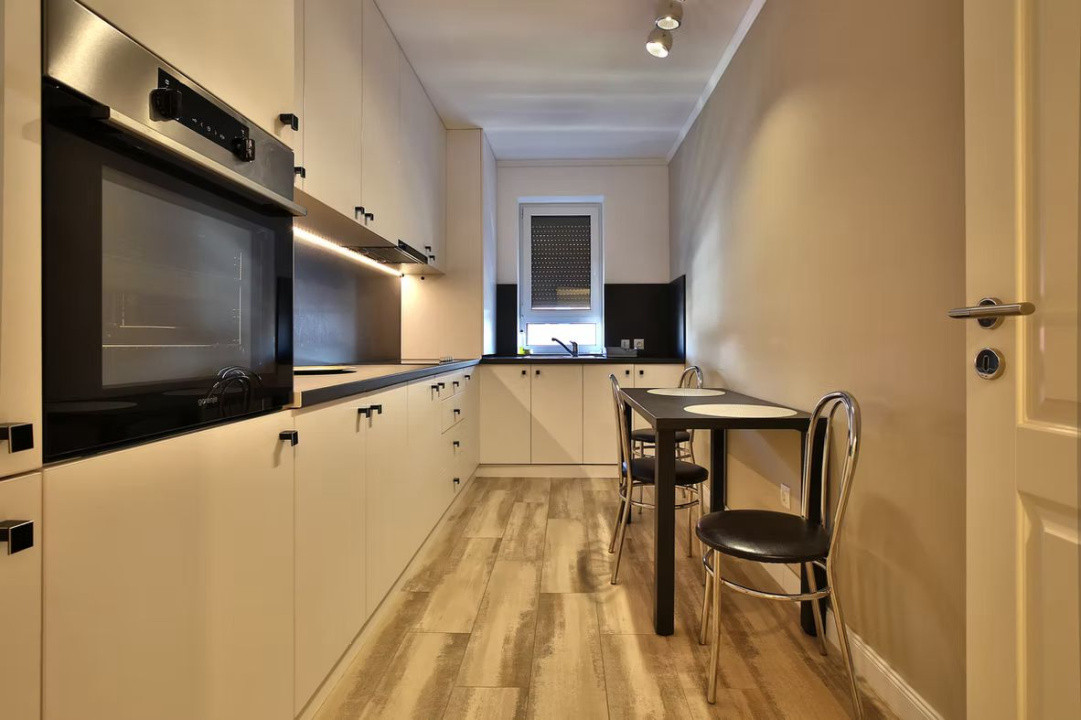 Garsonieră lux Avantgarden de vânzare, loc parcare, modern mobilată, COMISION 0%
