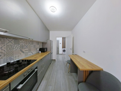 Apartament 2 camere, decomandat, parcare - Tractorul 