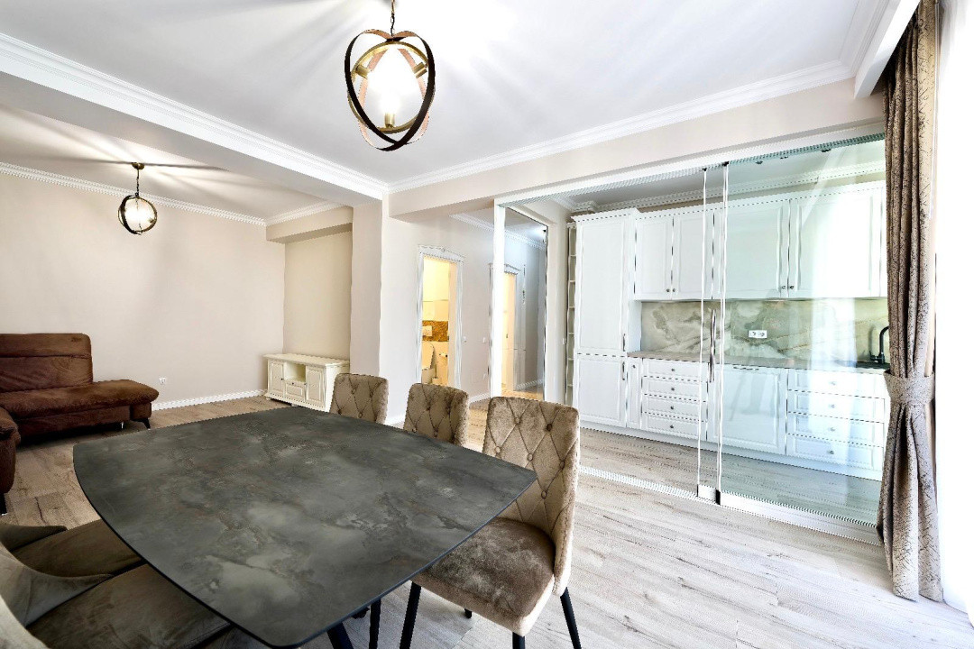 Apartament 3 camere, prima inchiriere - zona Promenada Mall