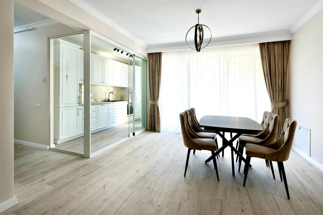 Apartament 3 camere, prima inchiriere - zona Promenada Mall