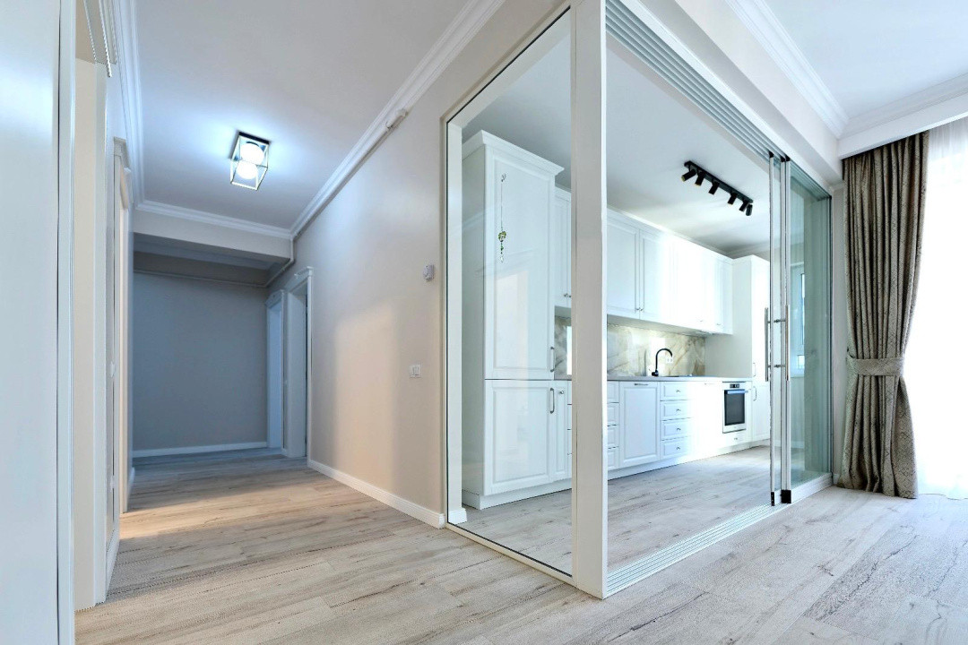 Apartament 3 camere, prima inchiriere - zona Promenada Mall