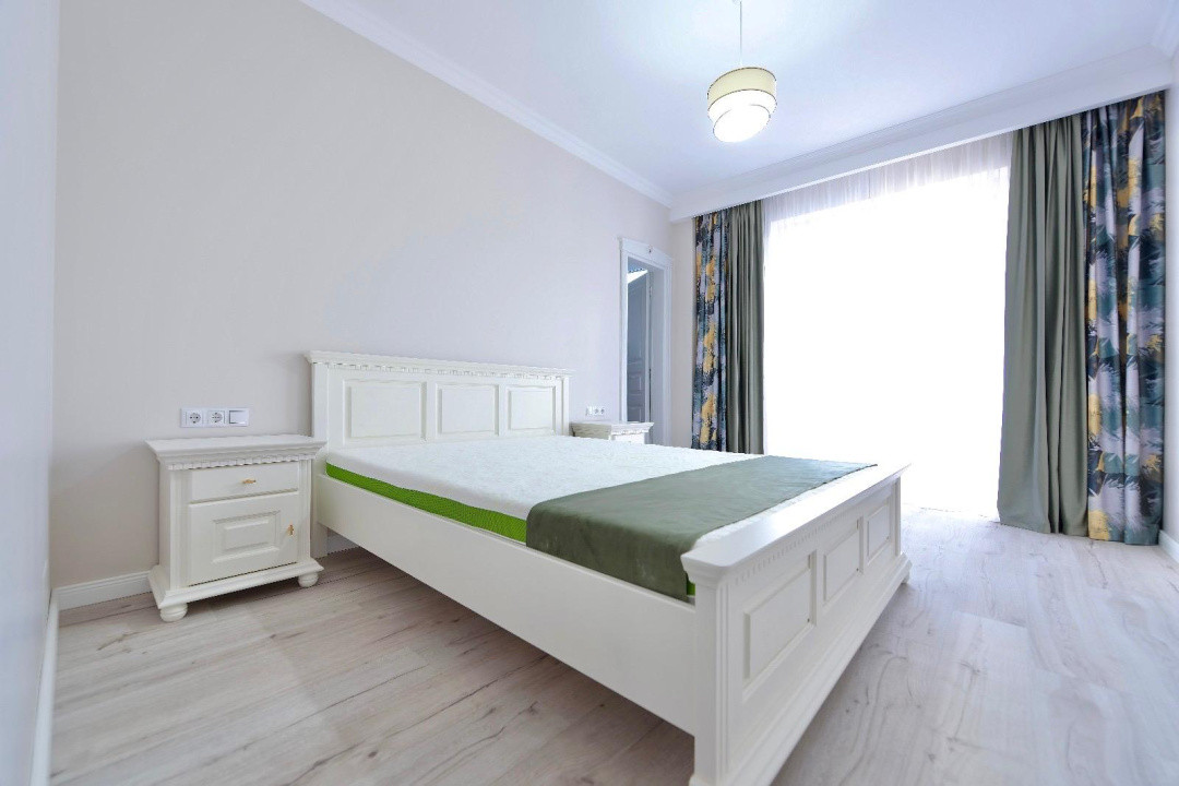 Apartament 3 camere, prima inchiriere - zona Promenada Mall
