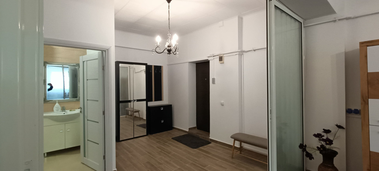 De Vânzare – Apartament amenajat la demisol înalt, Cartierul Ștrand, Sibiu