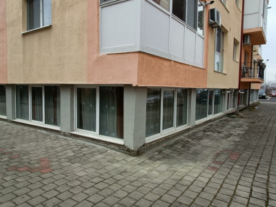 De Vânzare – Apartament amenajat la demisol înalt, Cartierul Ștrand, Sibiu
