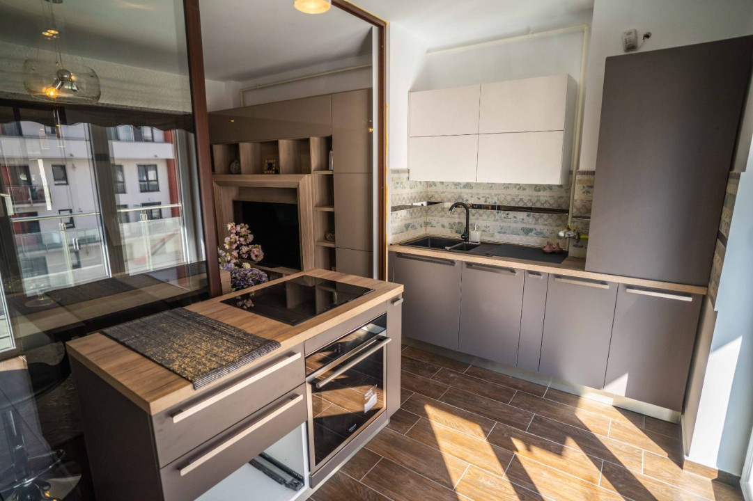 Apartament modern cu 3 camere,  Maurer zona Coresi 