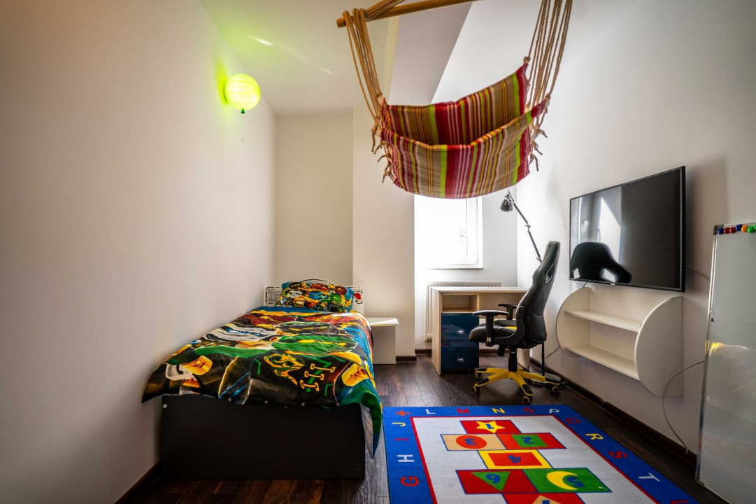 Apartament modern cu 3 camere,  Maurer zona Coresi 