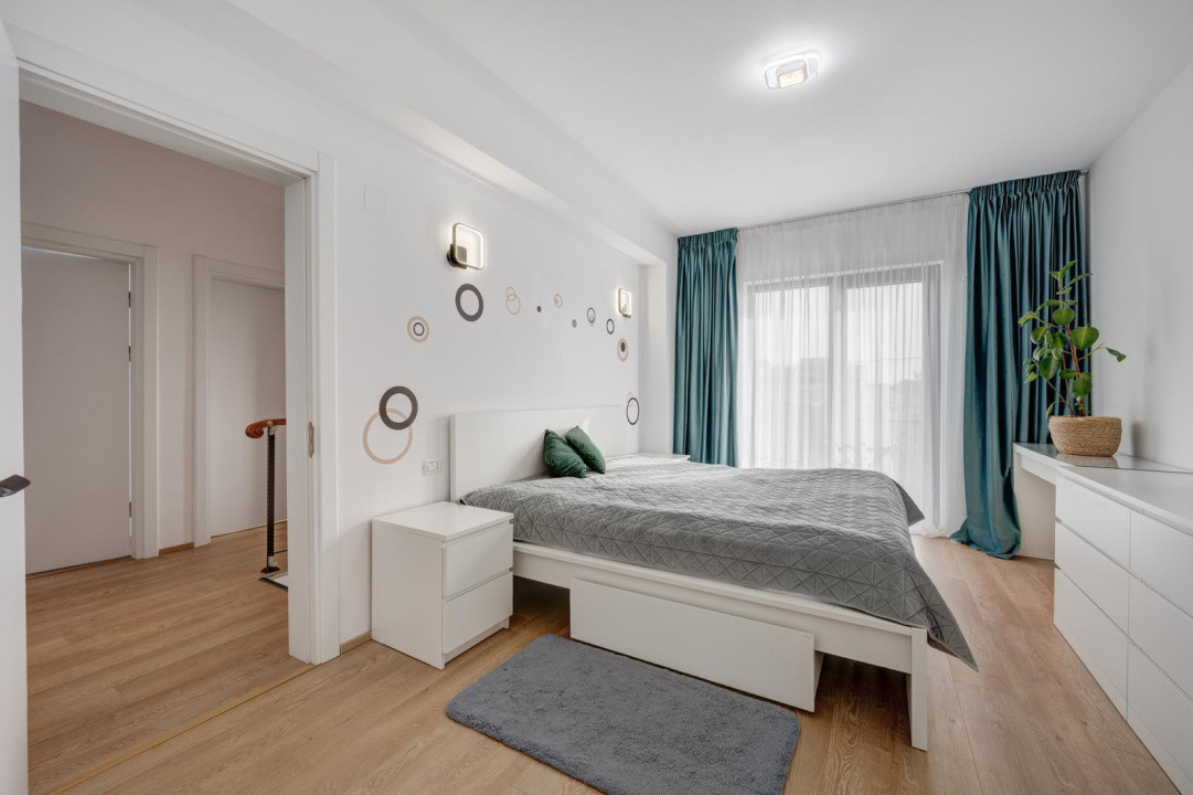Casa P+1E+M de vanzare in Otopeni, moderna, spatioasa, acces privat.