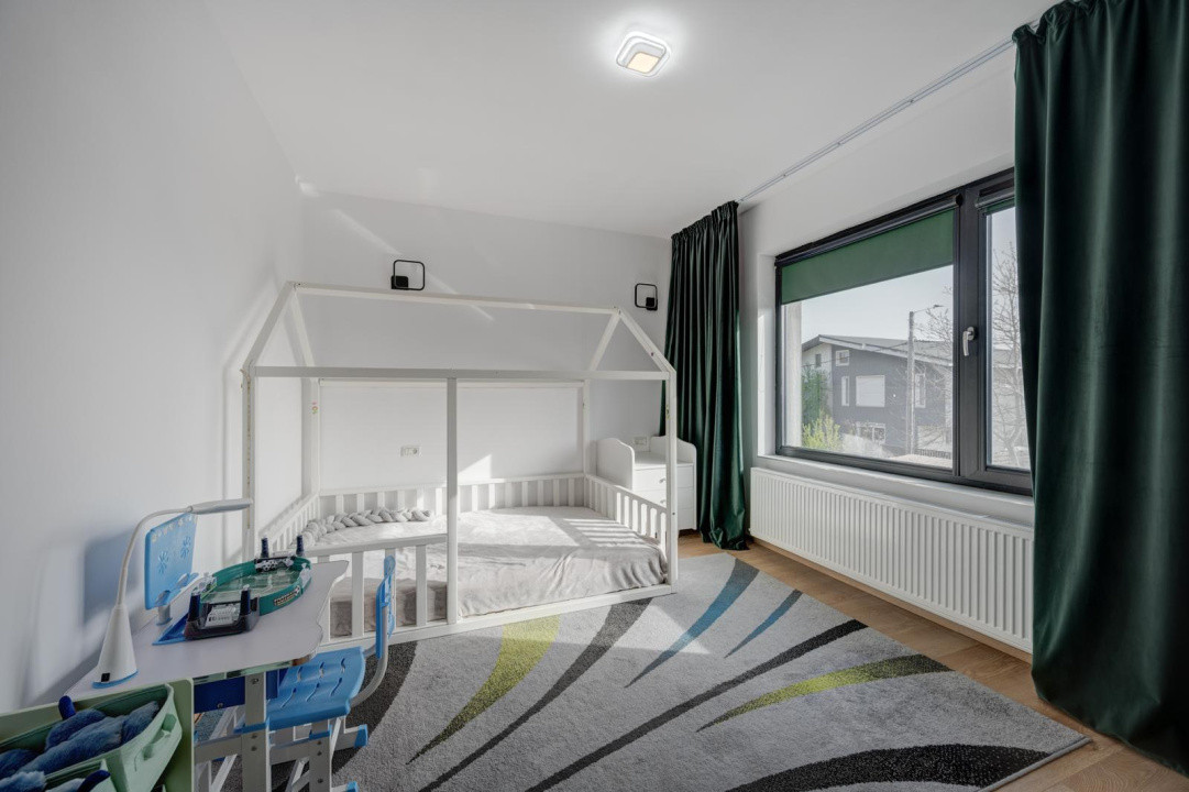 Casa P+1E+M de vanzare in Otopeni, moderna, spatioasa, acces privat.