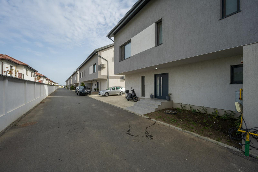 Casa P+1E+M de vanzare in Otopeni, moderna, spatioasa, acces privat.