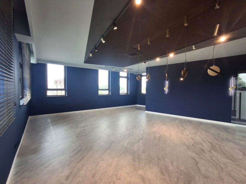 Clădire Birouri – Central, NZEB, cu Dotări Premium