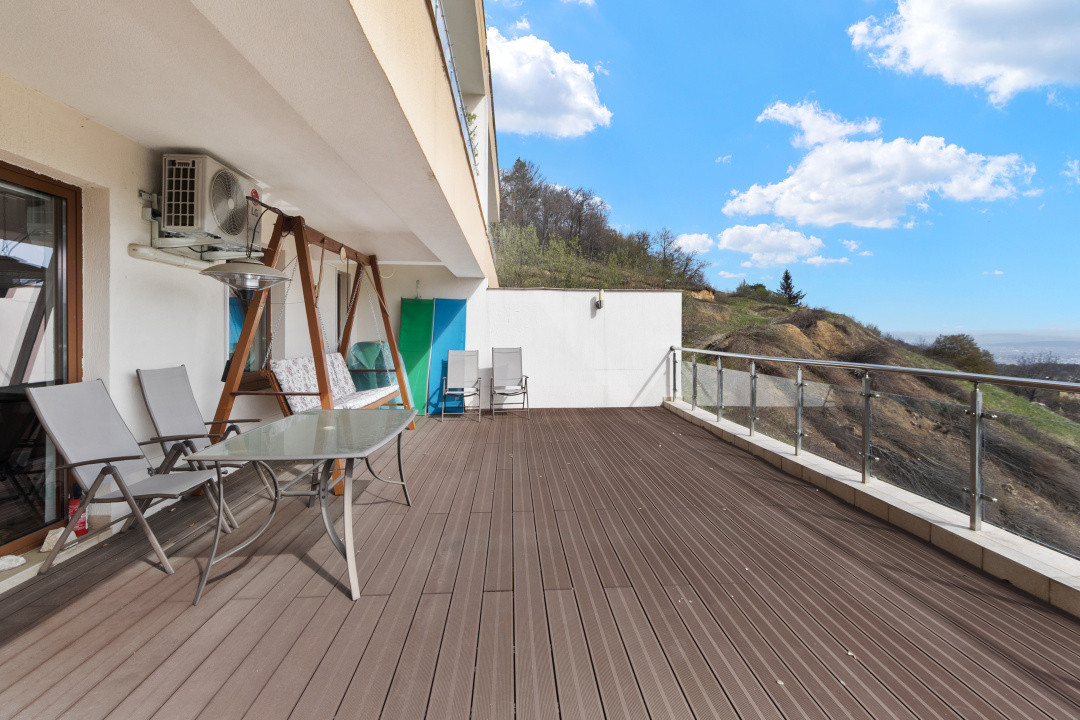 EXCLUSIVITATE – Apartament cu 3 camere și terasă panoramică în Seasons Residence