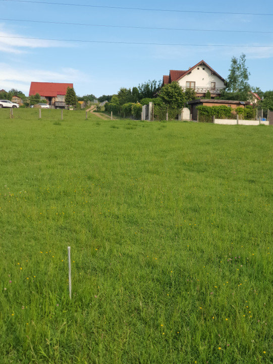 Teren intravilan, 1450 mp de vânzare în Cisnadie, zona Soma -Investiție ideală!