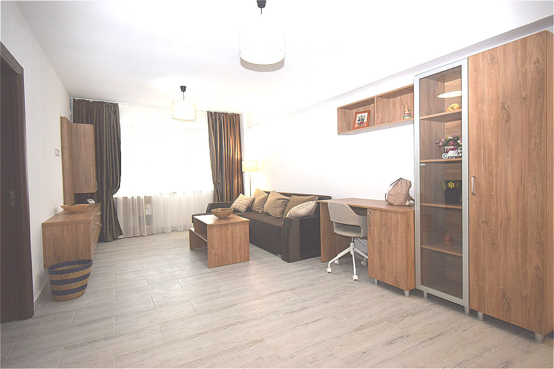Apartament decomandat, bloc nou, loc de parcare, complet mobilat 