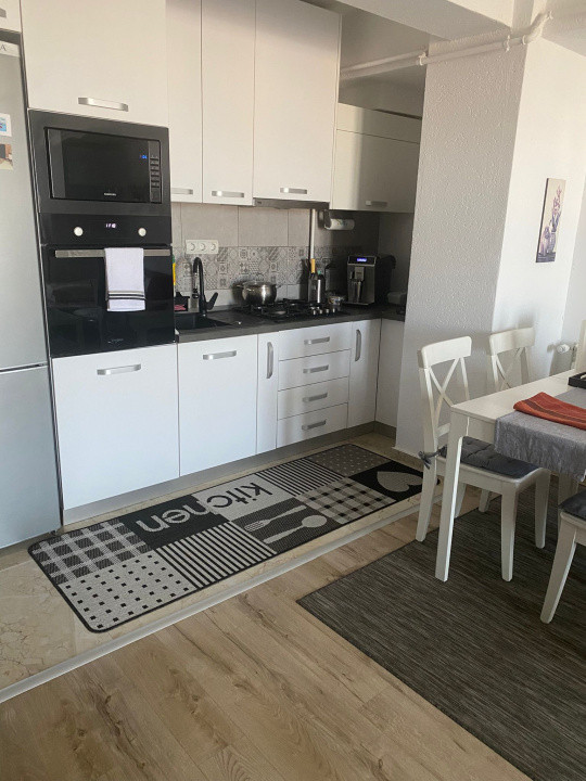 Apartament 2 camere / Etaj 11 / Priveliste spre oras / parcare privata