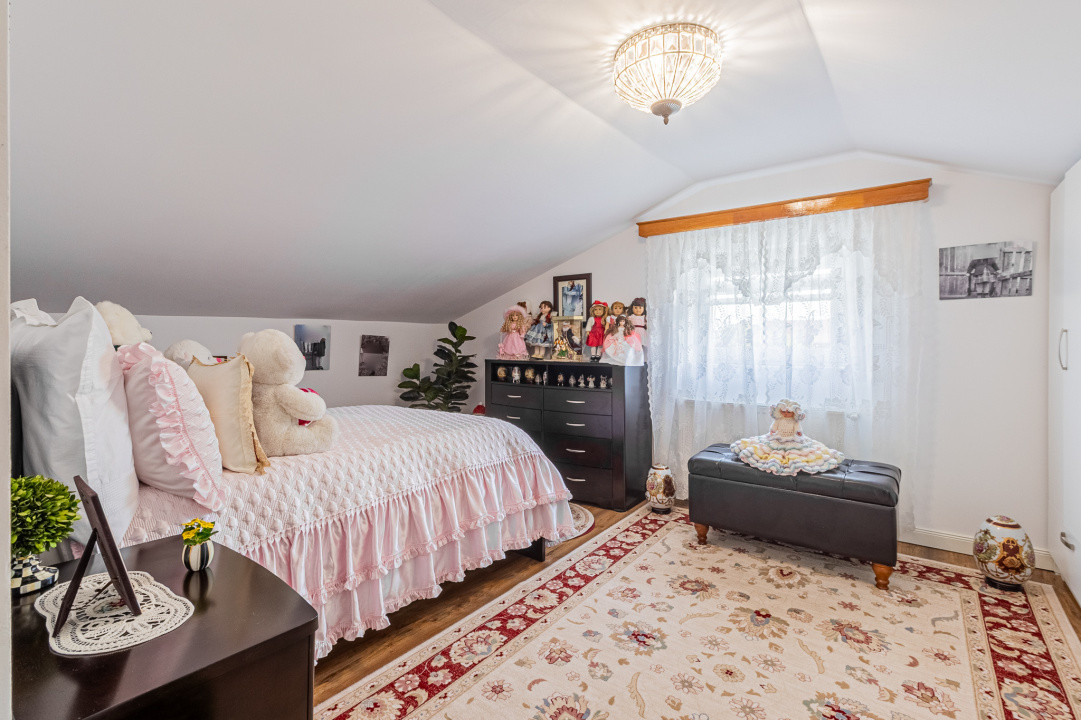 Casa spatioasa, complet utilata in Izvor-Tarlugeni, 10km de Brasov