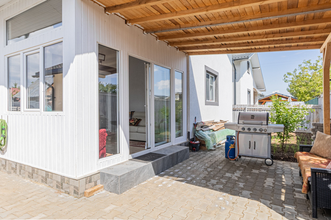 Casa spatioasa, complet utilata in Izvor-Tarlugeni, 10km de Brasov