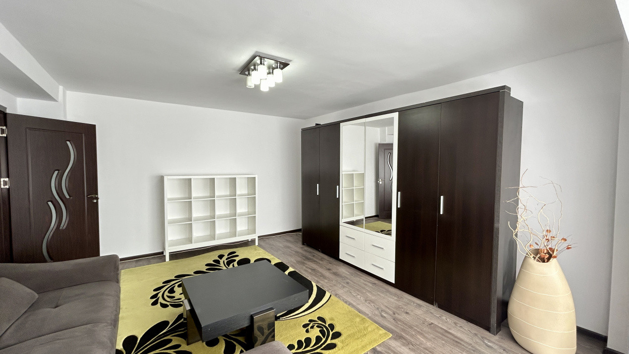 Apartament spațios de închiriat în Cartierul Scriitorilor, parcare inclusă