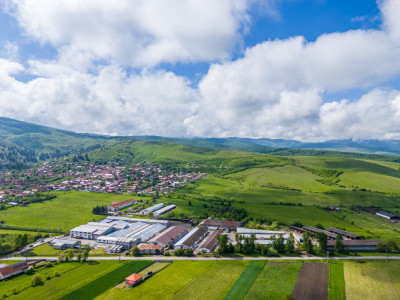 Parc hale industriale front stradal la DJ, 3,2 ha, Teliu, Brașov/Sfantu Gh. 
