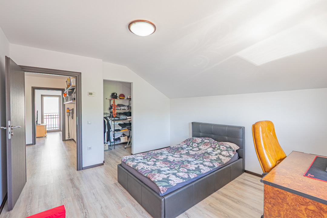 Casă 4 camere, 188 mp curte - Cartier Guşteriţa, Sibiu