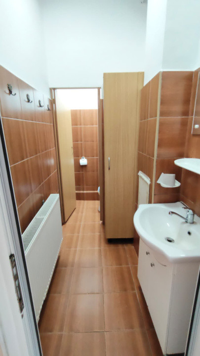 Spatiu Comercial de Vanzare  