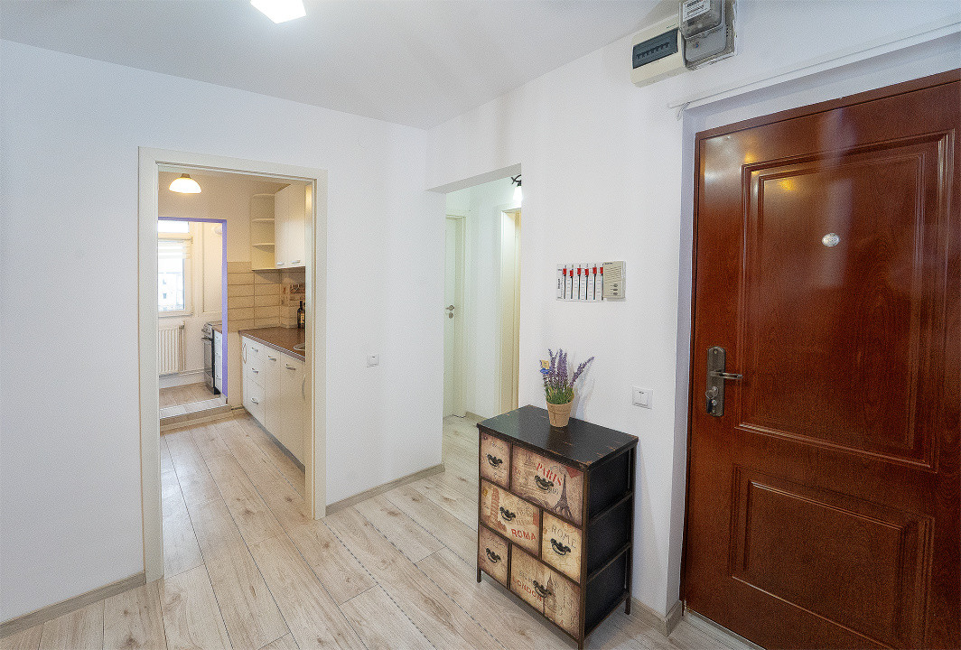 Apartament - Piața Rahovei - mobilat și utilat - pivniță 