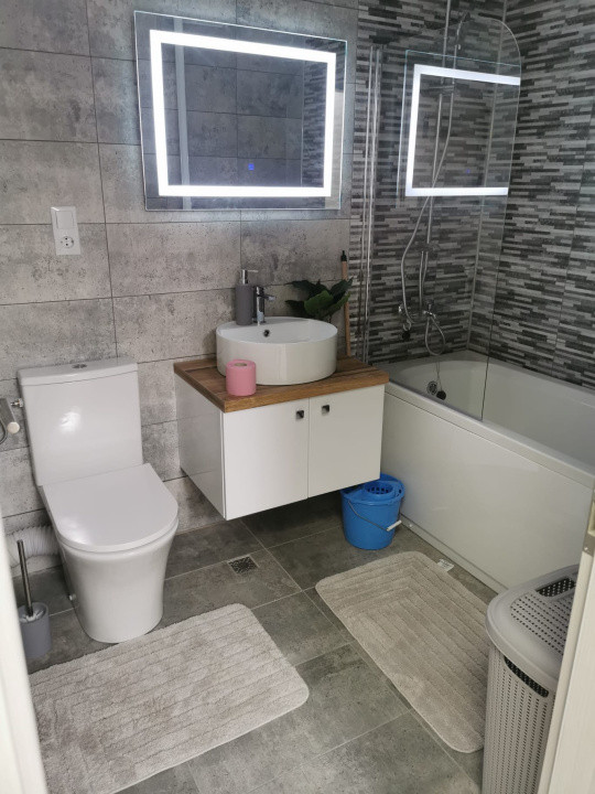 Apartament 3 camere de închiriat – Turnișor