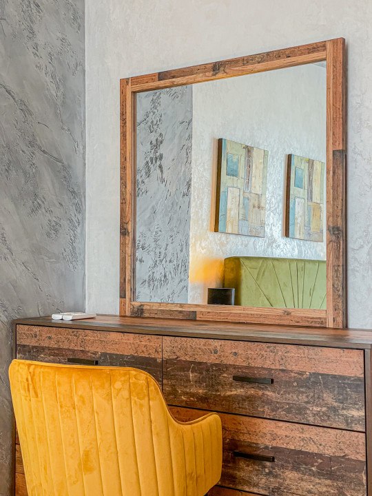 Penthouse 4 camere cu terasa generoasa si garaj subteran , zona Coresi