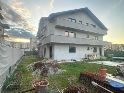Ap 3 camere zona Tractorul Str. Bacovia