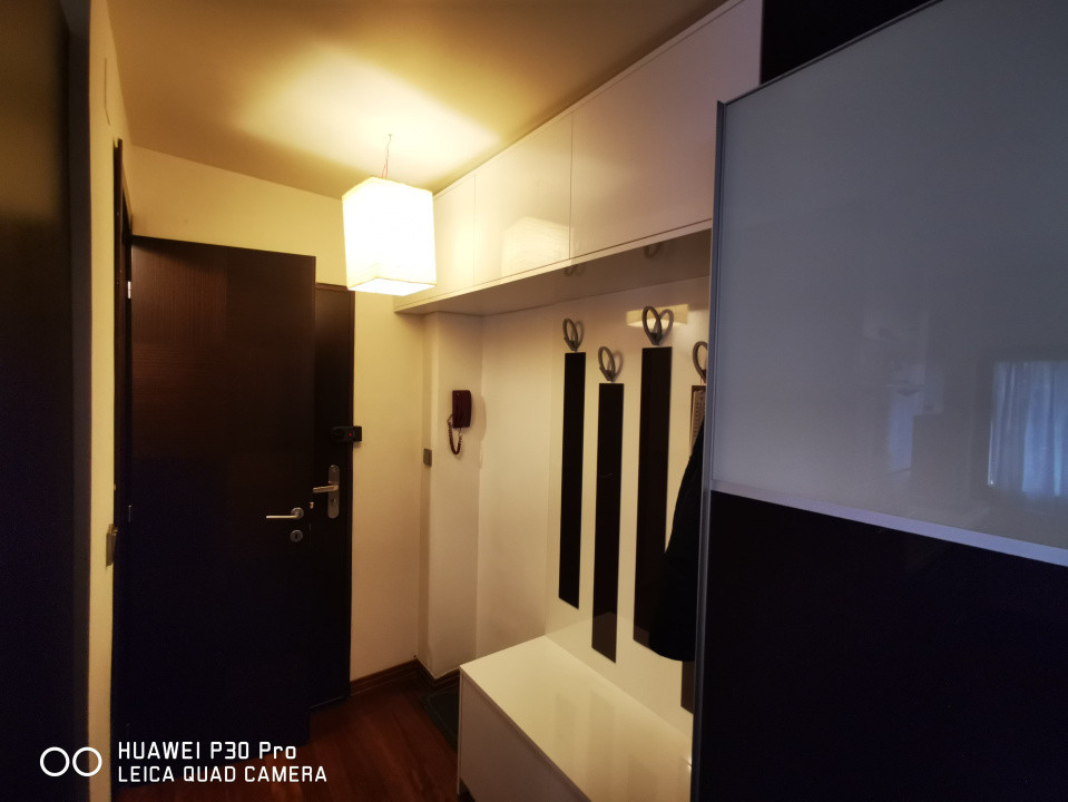 Apartament 2 camere de închiriat – zonă liniștită, vedere spre parc | VITAN