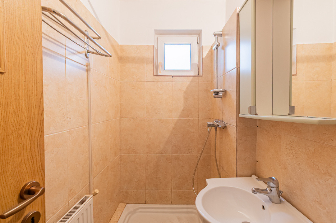 Apartament cu 2 camere / Zona Grivitei, Brasov - COMISION 0%!