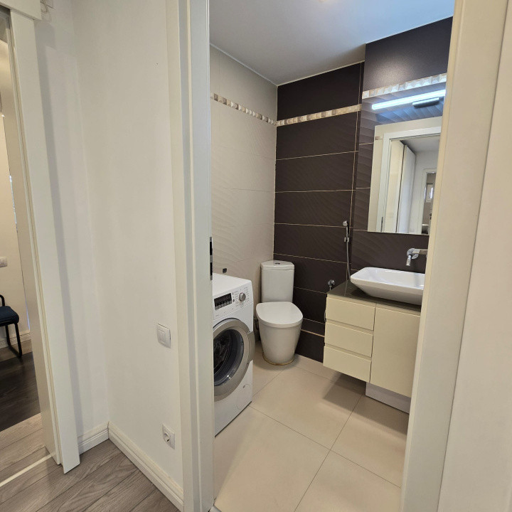 Apartament 3 camere, 1 mai, etaj 1, 78mp.